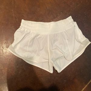 lululemon hotty hot shorts